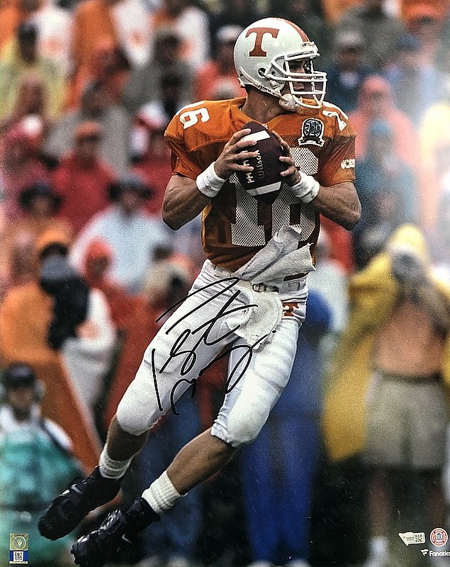 Peyton Manning Autographed Signed Tennessee Volunteers Dropback in the Rain 16x20 Photo - Fanatics Authentic