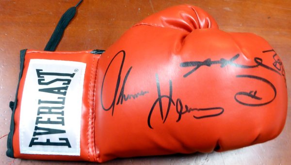 Red Everlast Red Autographed Signed Boxing Greats Boxing Glove With 3 Signatures Including Sugar Ray Leonard, Thomas Hearns & Roberto Duran Rh PSA/DNA #112576