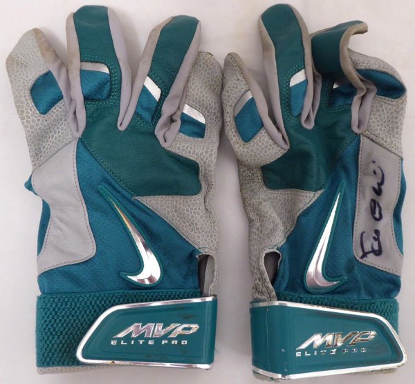 Robinson Cano Autographed Signed Seattle Mariners Game Used Nike Batting Gloves With Signed Certificate #138702