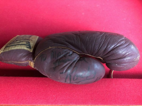 Rocky Marciano Autographed Signed , Autograph (2-PSA/DNA Letters), 1951 Sparring Gloves ( )