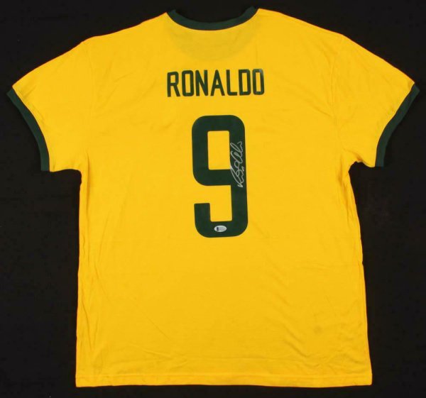 Ronaldo Autographed | Player