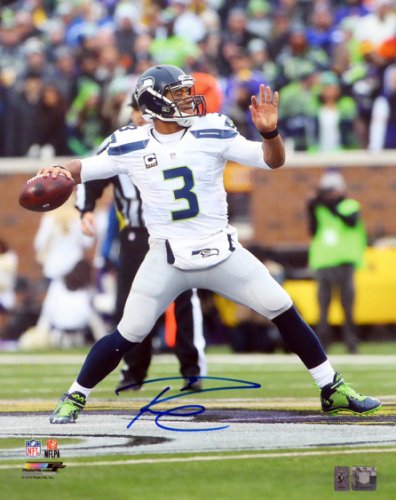 Russell Wilson Autographed Signed 16X20 Photo Seattle Seahawks Rw Holo #105128