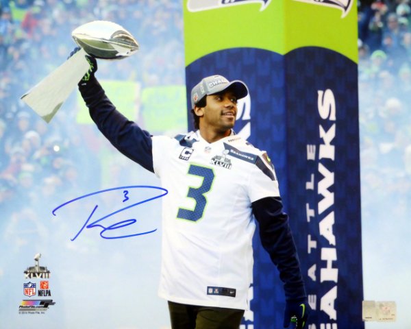 Russell Wilson Autographed Signed 16X20 Photo Seattle Seahawks Super Bowl  Trophy Rw Holo