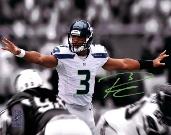 Russell Wilson Autographed Signed 8X10 Photo Seattle Seahawks First Game Rw Holo #88004