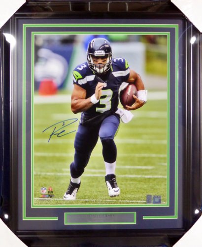 Russell Wilson Autographed Signed Framed 16X20 Photo Seattle Seahawks Rw Holo #126670
