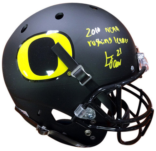 38+ Do College Football Players Get To Keep Their Helmets Background