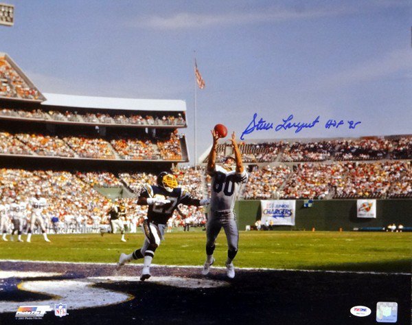 STEVE LARGENT SEATTLE SEAHAWKS HOF 95 ACTION SIGNED 8x10 PHOTO