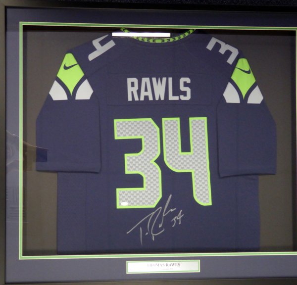 Marshawn Lynch Signed Seattle Seahawks 35x43 Custom Framed Jersey (Beckett  Hologram)