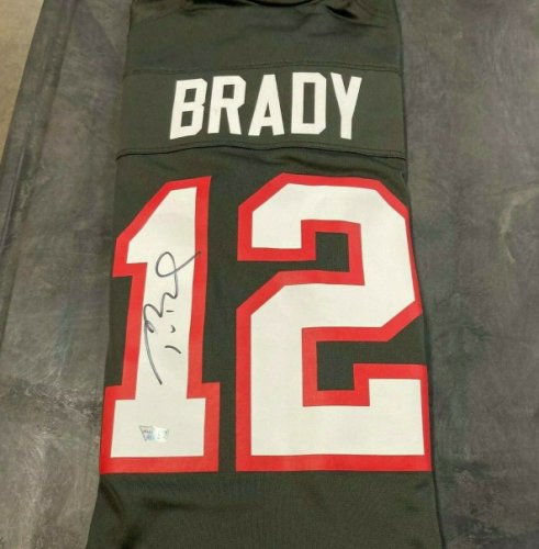 Tom Brady | Autographed Football Memorabilia & NFL Merchandise