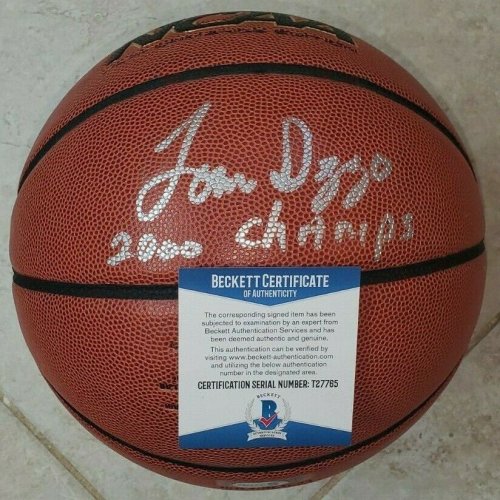 tom izzo autographed basketball