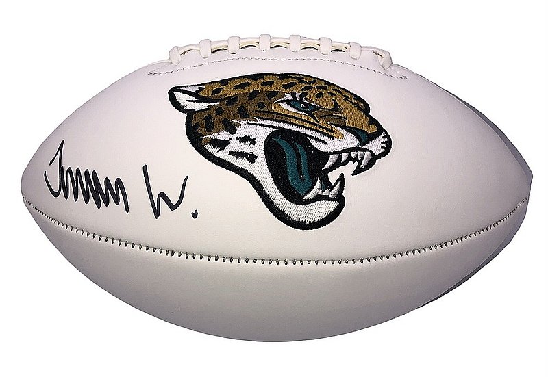 Travon Walker Autographed Signed Jacksonville Jaguars Riddell Speed  Authentic Full Size Helmet with 21 1st Pick Inscription - Beckett  Authentic