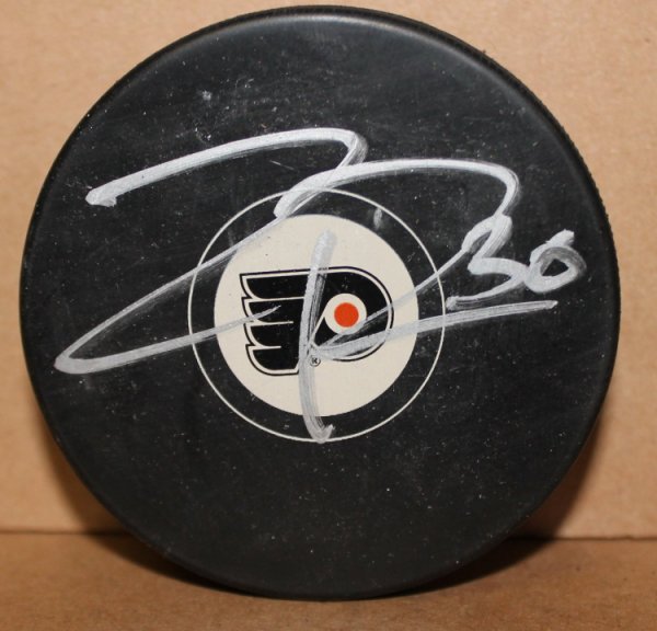 Zac Rinaldo Philadelphia Flyers Autographed Signed Puck
