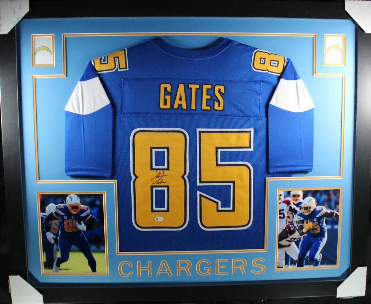 Antonio Gates Autographed Signed (Chargers Rush Skyline) Framed Jersey  Beckett