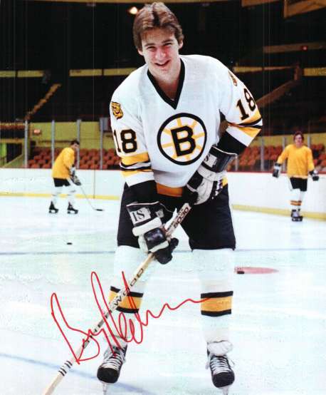 Barry Pederson autographed hockey card (Boston Bruins) 1985 Topps #52