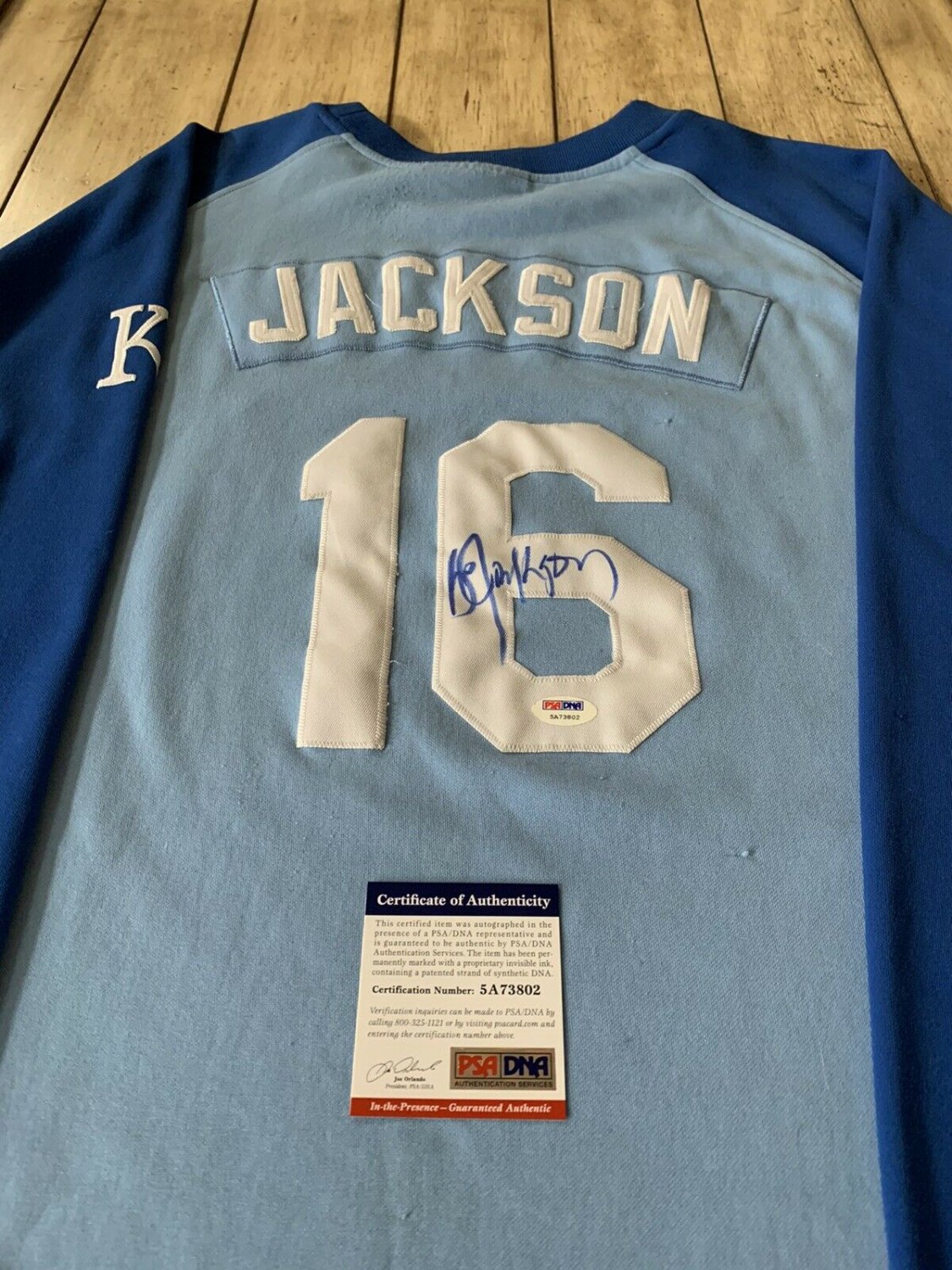 bo jackson autographed jersey