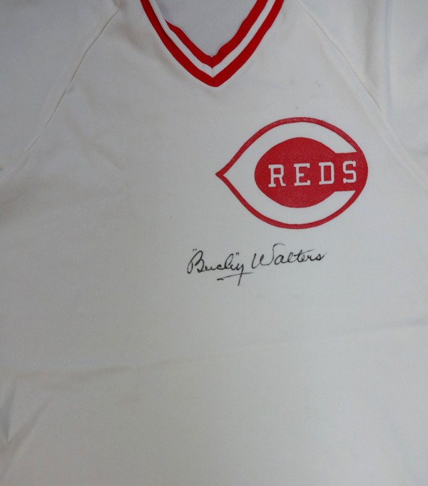 Bucky Walters Autographed Signed Cincinnati Reds White Jersey PSA/DNA