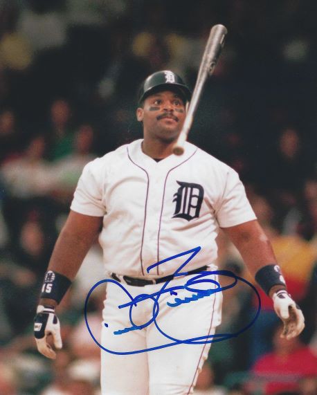 Signed Cecil Fielder Photograph - 8X10 batting)