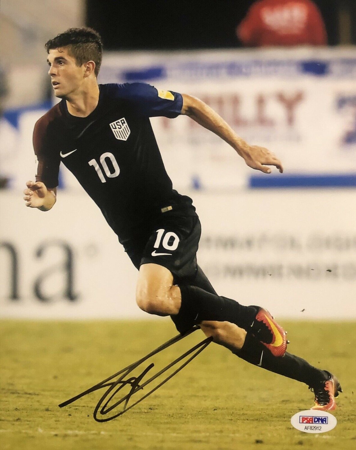 Christian Pulisic Autographed Signed Autographed Team Usa 8x10 Photo Chelsea Fc Psa Dna
