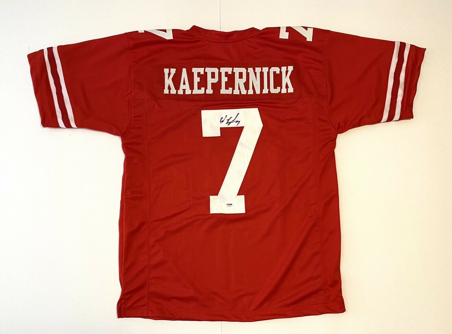 Colin kaepernick autographed jersey clearance