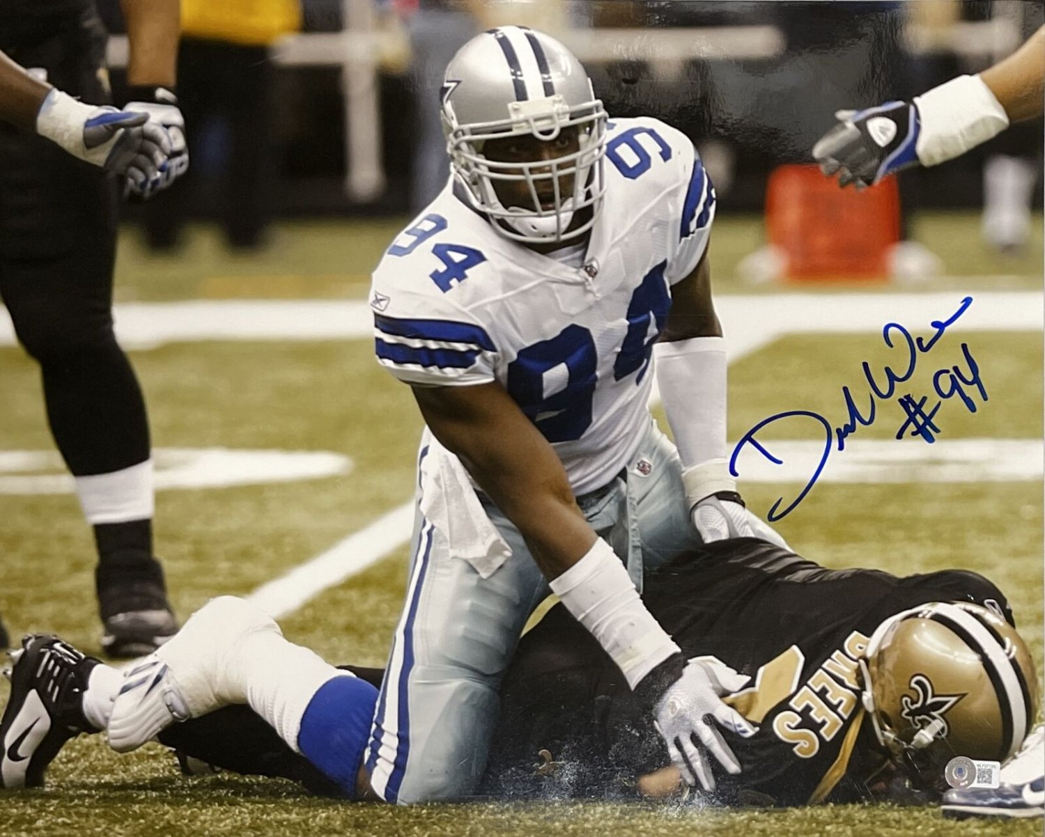 DEMARCUS WARE AUTOGRAPHED CUSTOM FRAMED DALLAS COWBOYS JERSEY