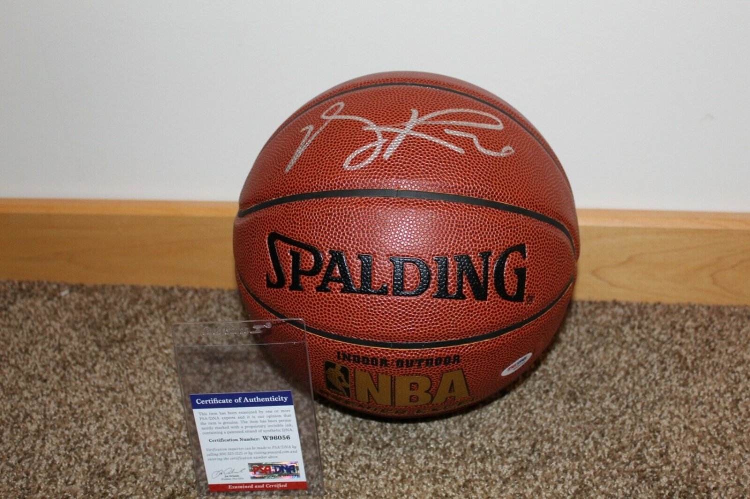 derrick rose autographed basketball