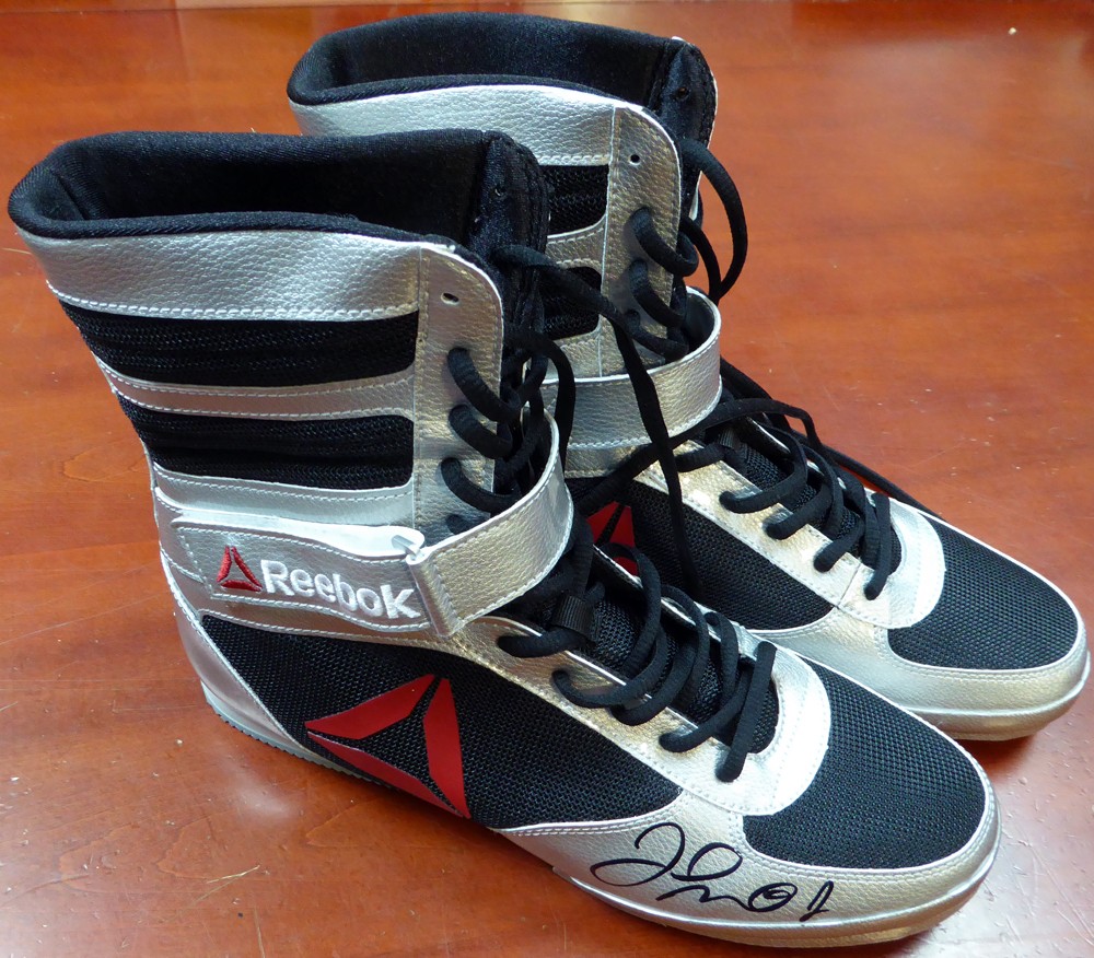 Floyd Mayweather Jr. Autographed Signed Reebok Silver Boxing Shoes Beckett Certified