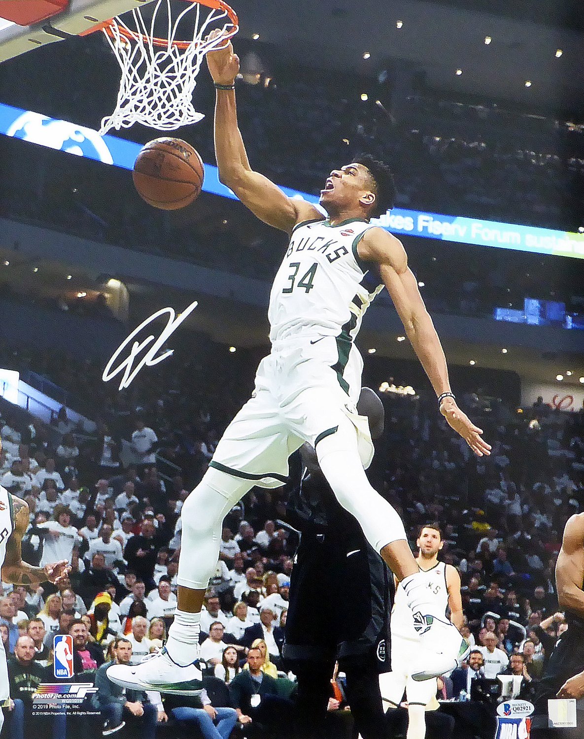 giannis antetokounmpo milwaukee bucks autographed nike