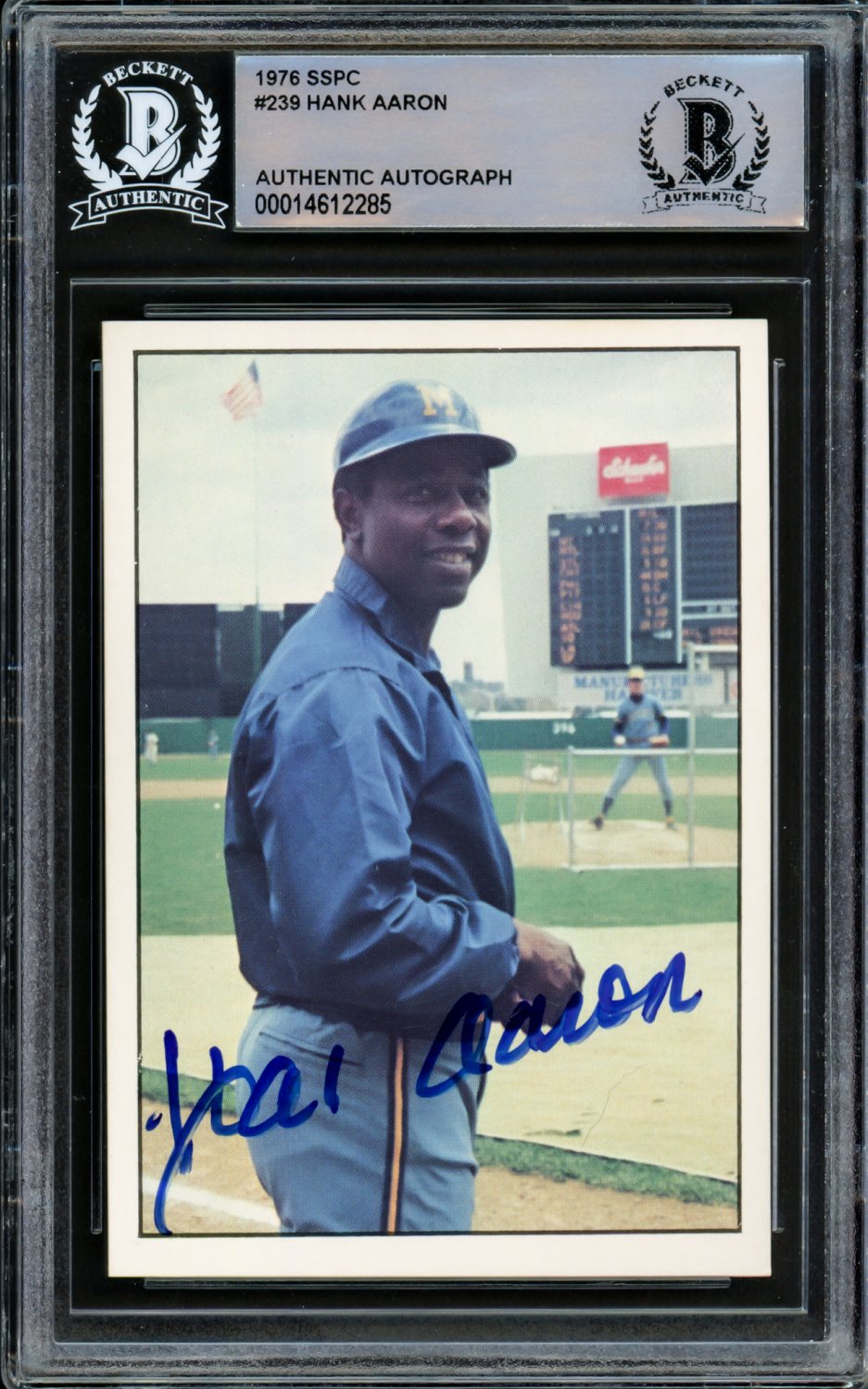 Hank Aaron Autographed Signed 1975 Sspc Card #239 Milwaukee