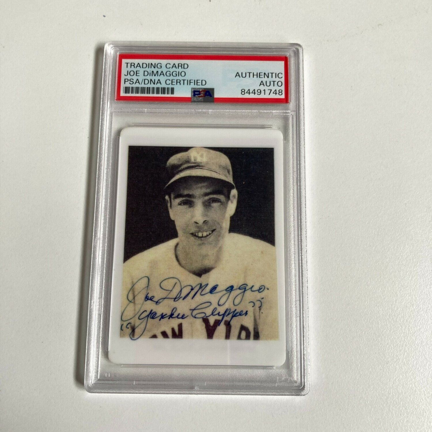 Joe Dimaggio Autographed Signed 1939 Play Ball Yankee Clipper Porcelain  Baseball Card PSA