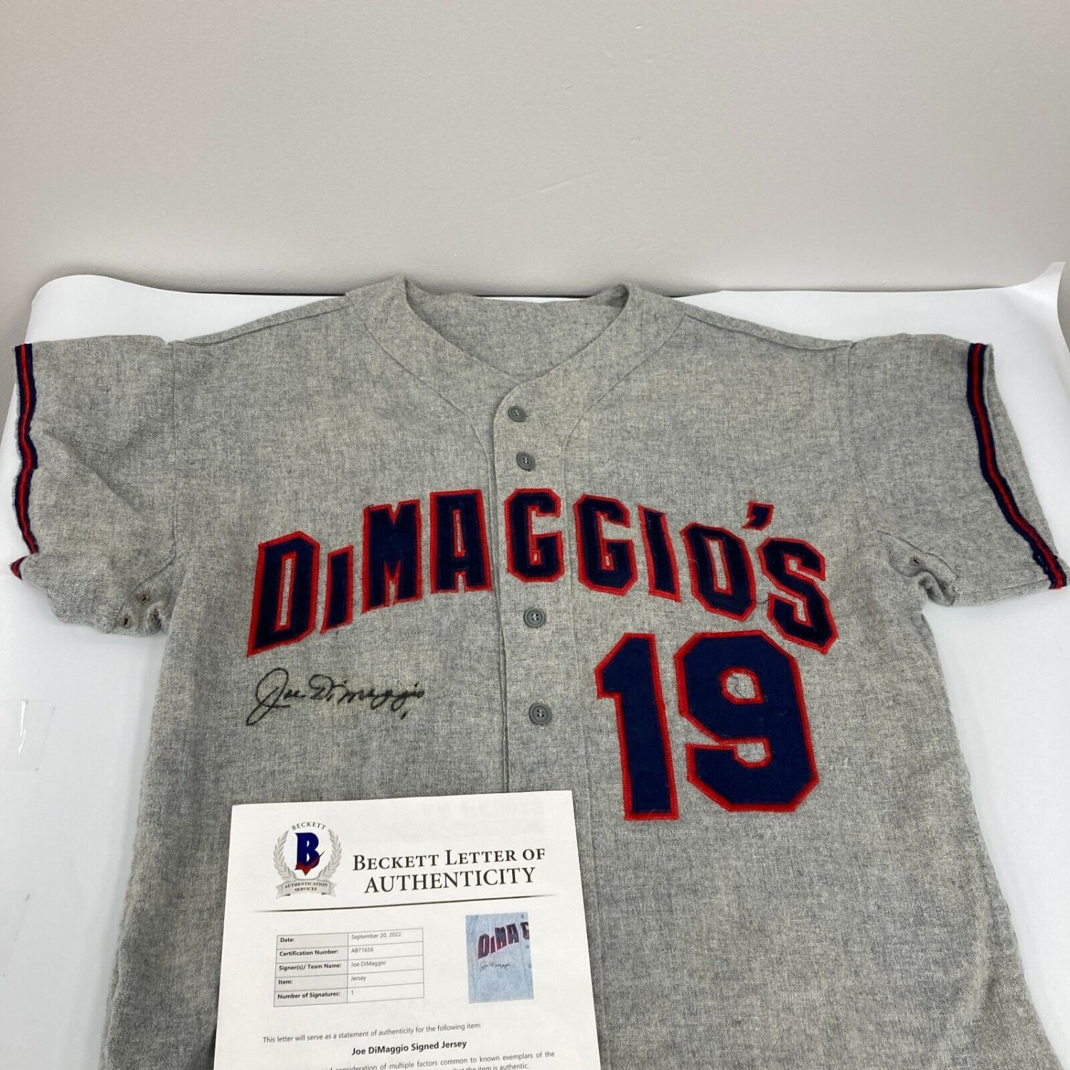 Joe DiMaggio Signed & Inscribed Jersey - Memorabilia Center