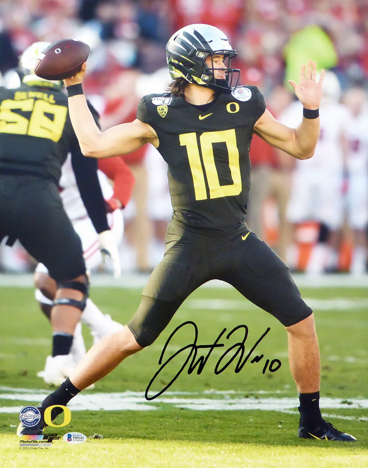 Justin Herbert Autographed Signed 16x20 Photo Oregon Ducks Beckett BAS
