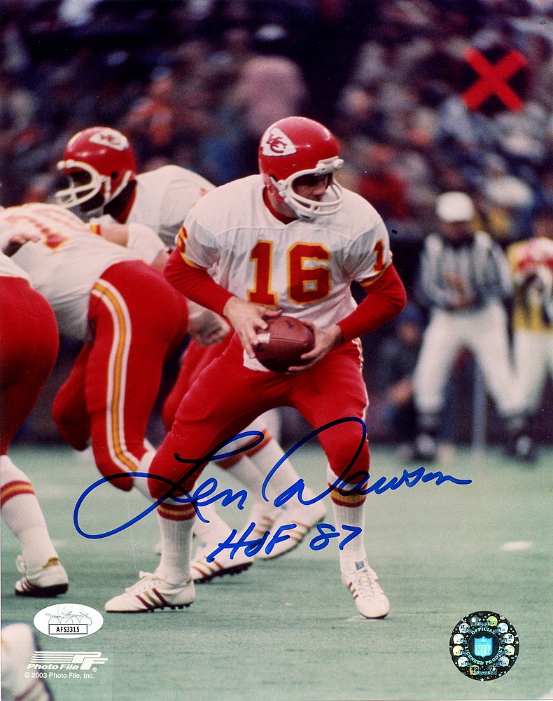 Len Dawson Autographed Signed Kansas City Chiefs Looking to Handoff 8x10  Photo with HOF 87 Inscription - JSA Authentic