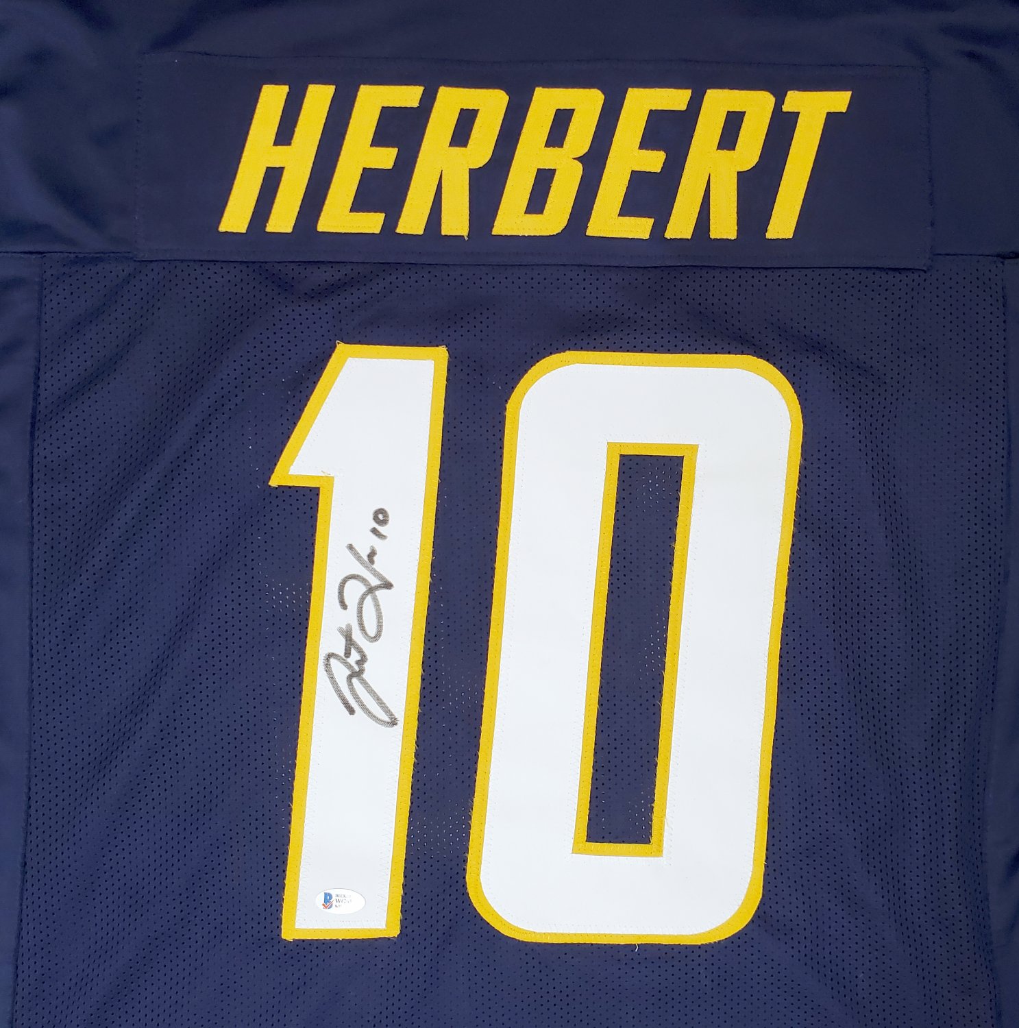 Signed justin herbert jersey Clearance