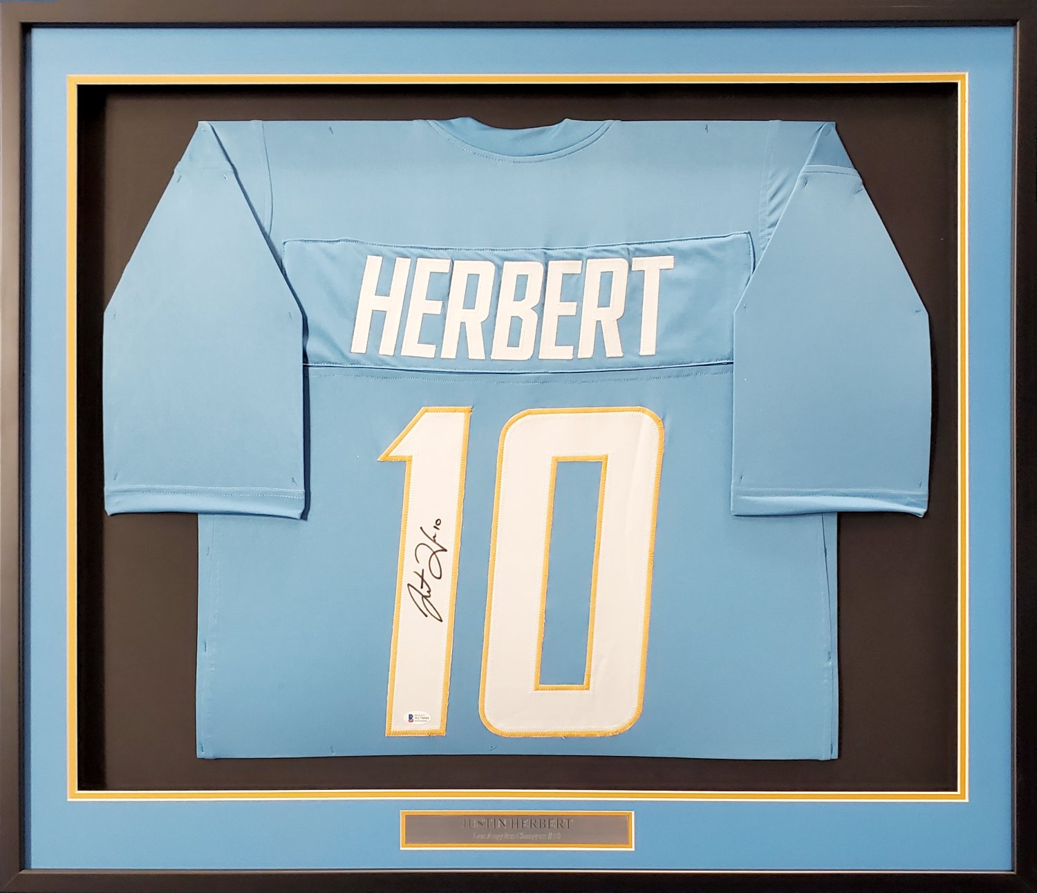Signed justin herbert jersey Clearance