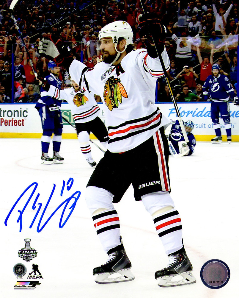 Beckett-BAS Patrick Sharp 2013 Stanley Cup Real Game 6 Puck Autographed Signed Chicago Blackhawks 