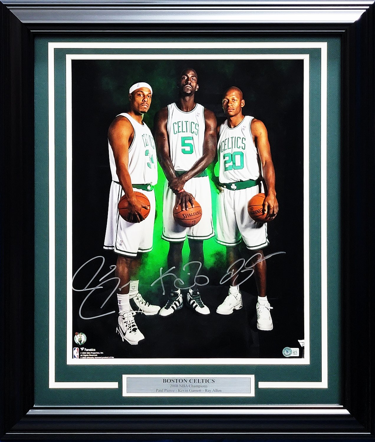 Kevin Garnett Autographed Signed Framed Boston Celtics Jersey 