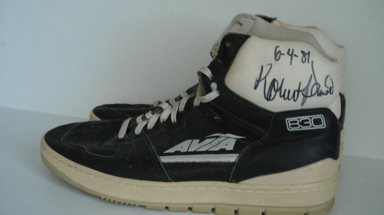 Robert Parish Autographed Signed Championship Game Used