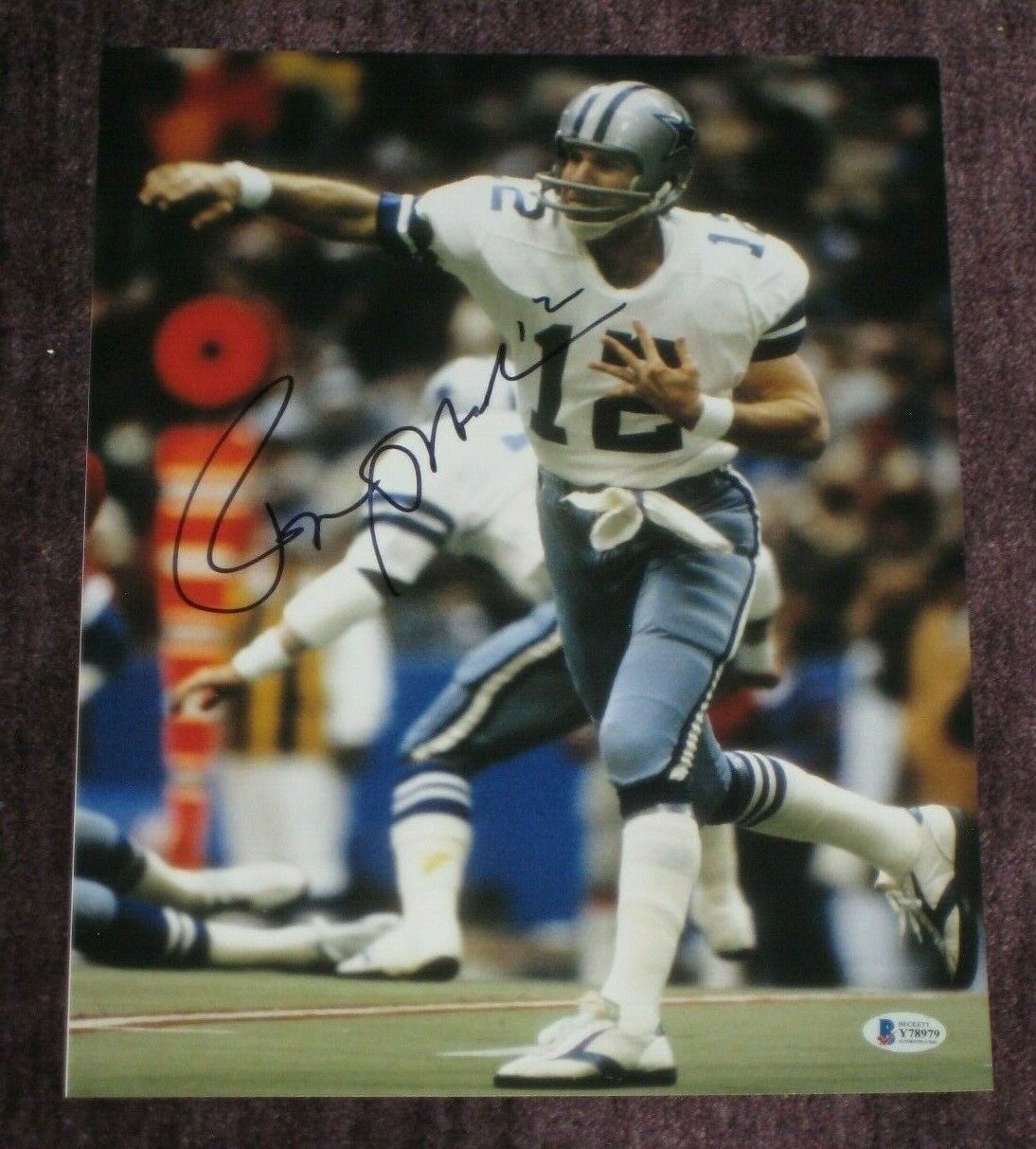 Roger Staubach Autographed Signed Cowboys 11X14 Photo With Beckett COA