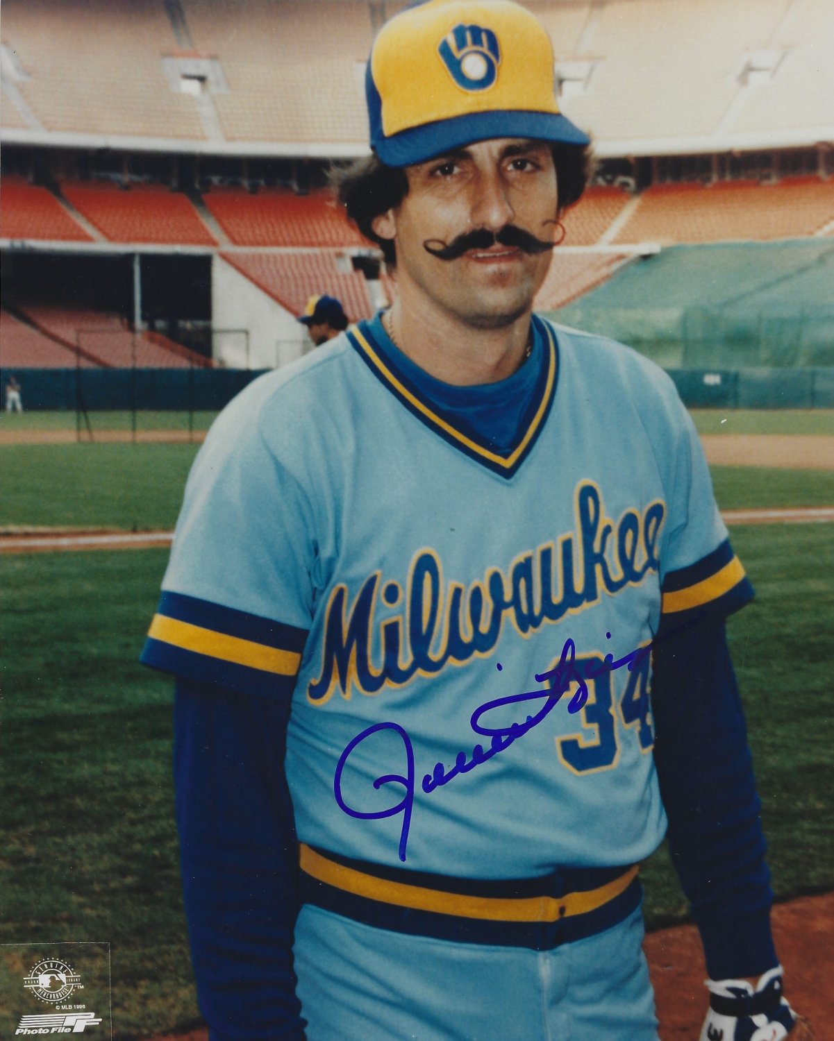 Rollie Fingers Autographed Signed 8X10 Milwaukee Brewers Photo