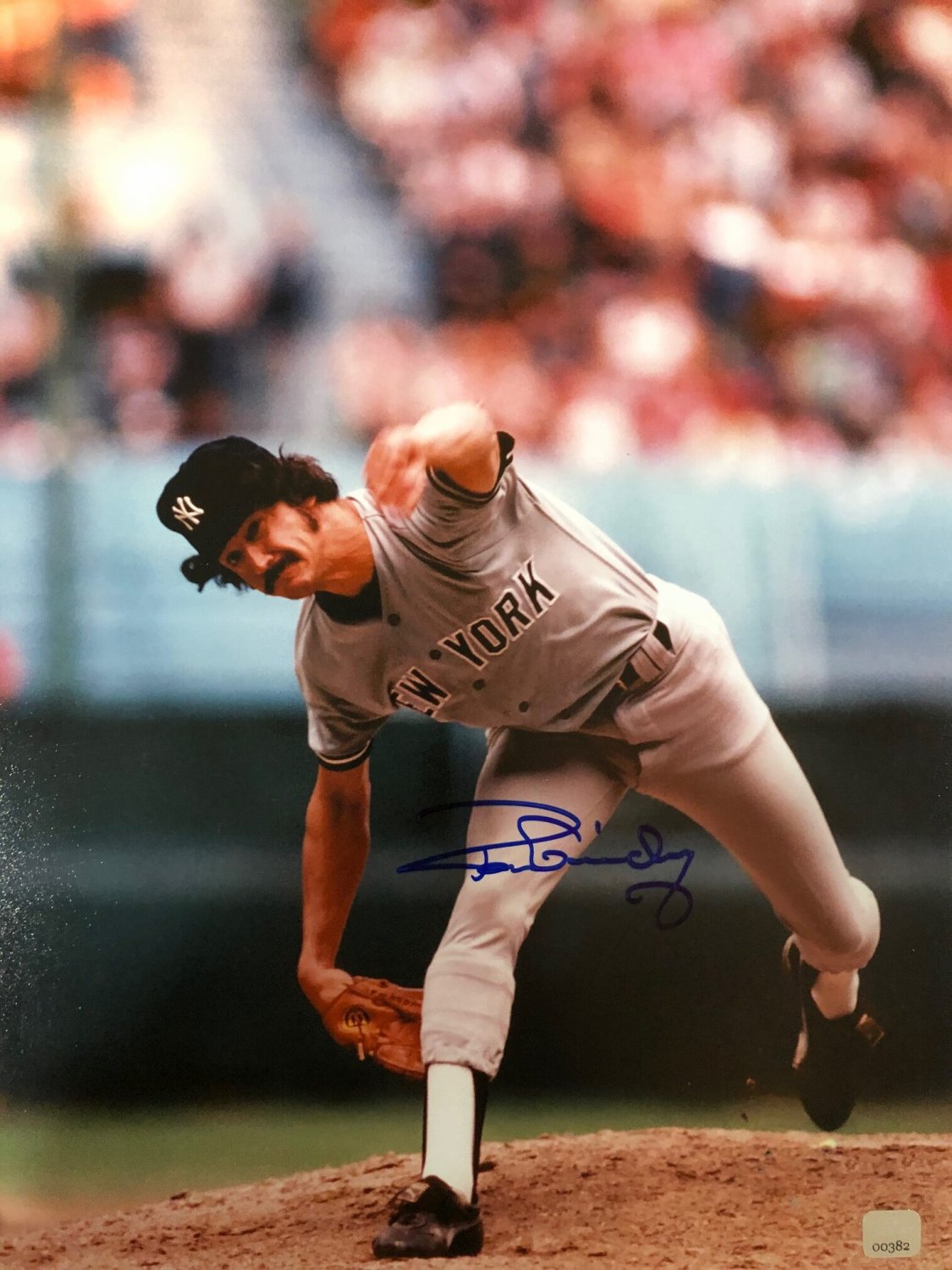 Autographed Ron Guidry Photograph - Yankees11x14