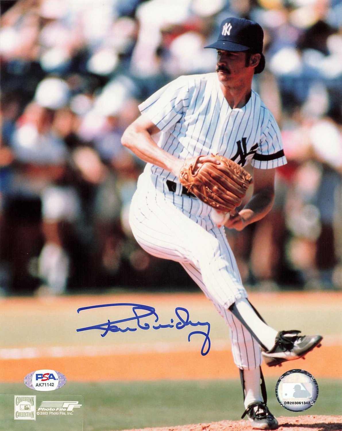 Autographed Ron Guidry 8x10 New York Yankees Photo