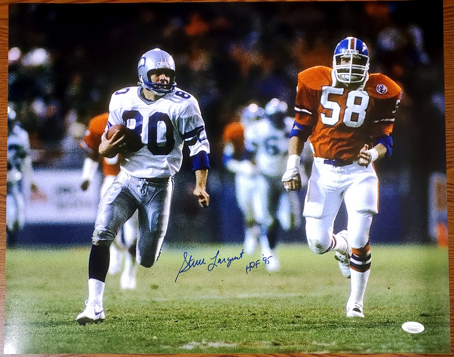 Steve Largent Seattle Seahawks 16-1 16x20 Autographed Signed Photo