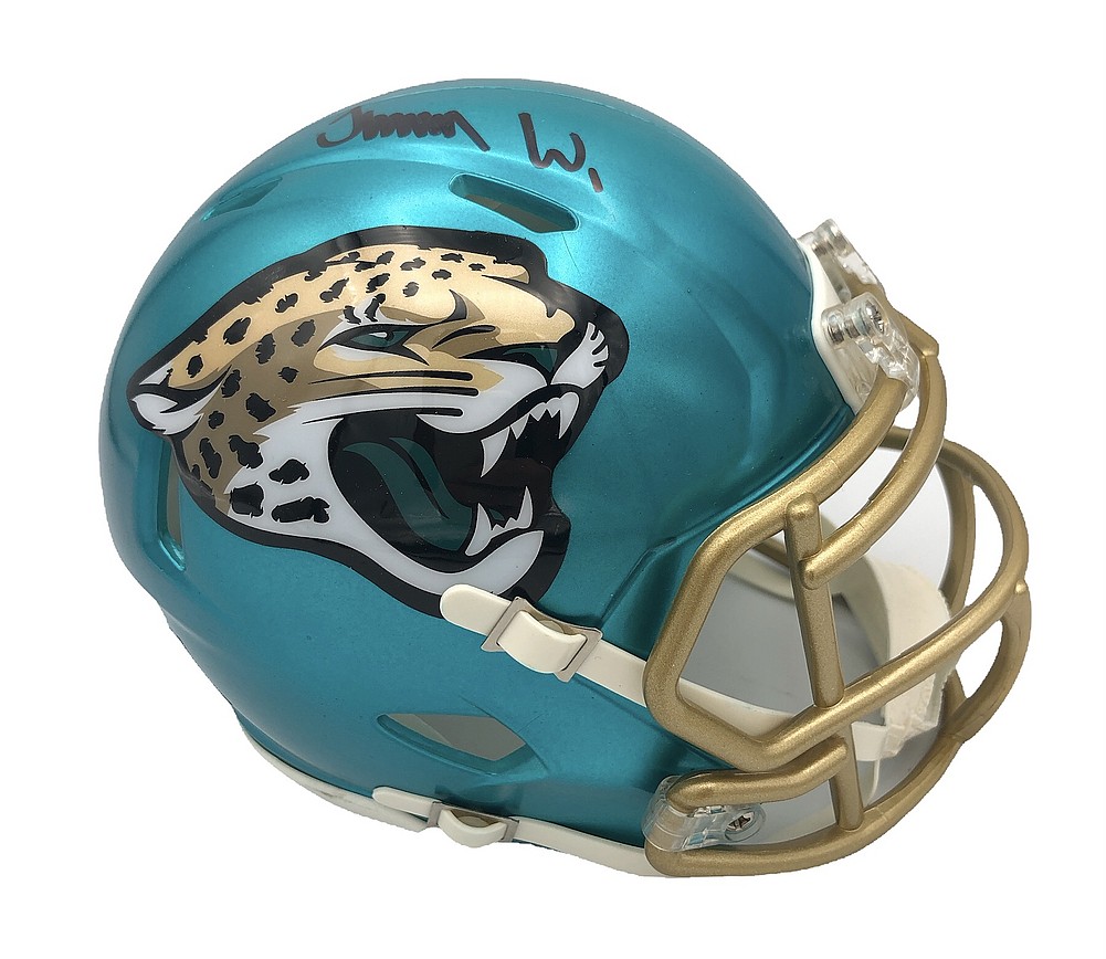 Travon Walker Autographed Signed Jacksonville Jaguars Riddell Speed FLASH  Mini Helmet - Beckett QR Authentic