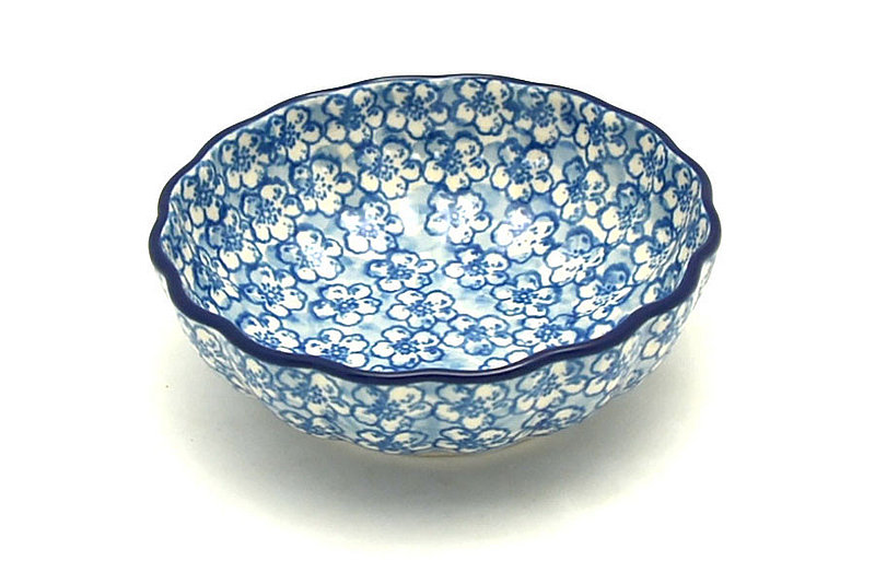 1 1/2"H x 4 1/2"W
 Polish Pottery Bowl - Shallow Scalloped - Small - Daisy Flurry 023-2176a (1 1/2"H x 4 1/2"W
)