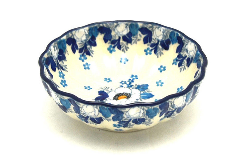 1 1/2"H x 4 1/2"W
 Polish Pottery Bowl - Shallow Scalloped - Small - White Poppy 023-2222a (1 1/2"H x 4 1/2"W
)