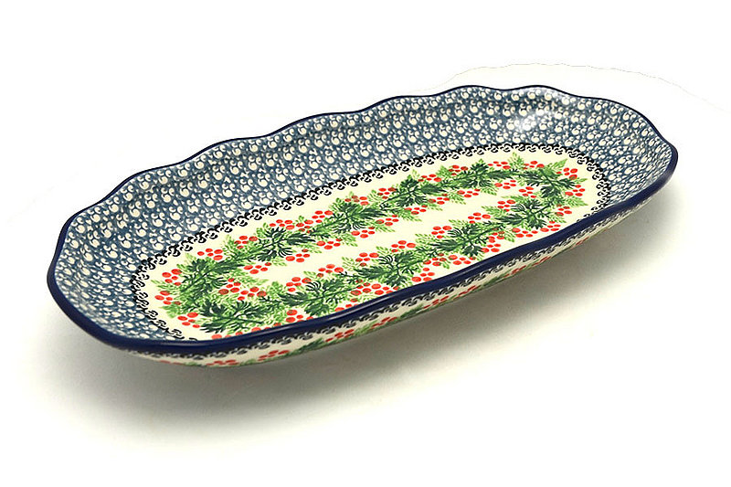 1 3/4"H x 6 1/4"W x 12 3/8"L
 Polish Pottery Scalloped Oval Tray - Holly Berry A42-1734a (1 3/4"H x 6 1/4"W x 12 3/8"L
)