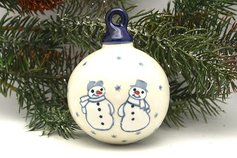 2 1/2"W x 3 1/2"H
 Polish Pottery Ornament - Ball - Frost & Flurry 186-2793a (2 1/2"W x 3 1/2"H
)