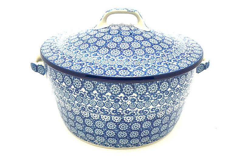 5 3/4"H x 8"W (9 3/4"W at the handles)
 Polish Pottery Baker - Round Covered Casserole - Midnight 278-2615a (5 3/4"H x 8"W (9 3/4"W at the handles)
)