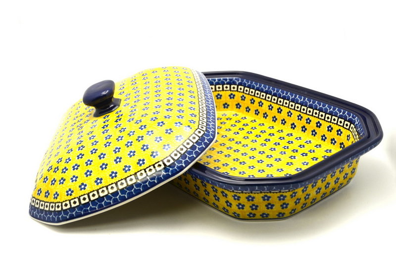 5"H (baker is 2 3/8"H) x 9 1/2"W x 12 1/4"L
 Polish Pottery Baker - Rectangular Covered - Large - Sunburst 665-859a (5"H (baker is 2 3/8"H) x 9 1/2"W x 12 1/4"L
)
