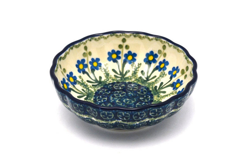 Ceramika Artystyczna Polish Pottery Bowl - Shallow Scalloped - Small - Blue Spring Daisy 023-614a (Ceramika Artystyczna)